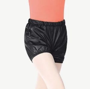 Capezio ripstop warmup short, S